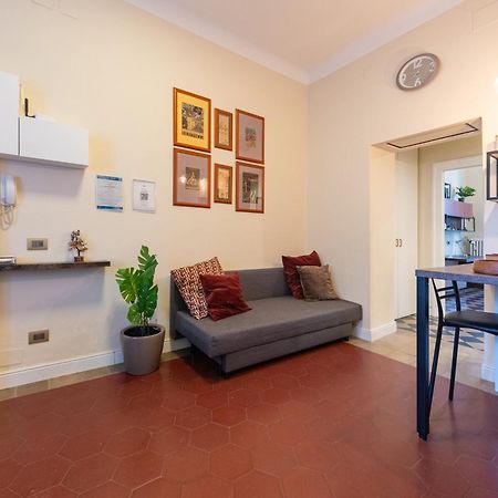 10' Duomo & Central Station Large Apartment Milan Luaran gambar